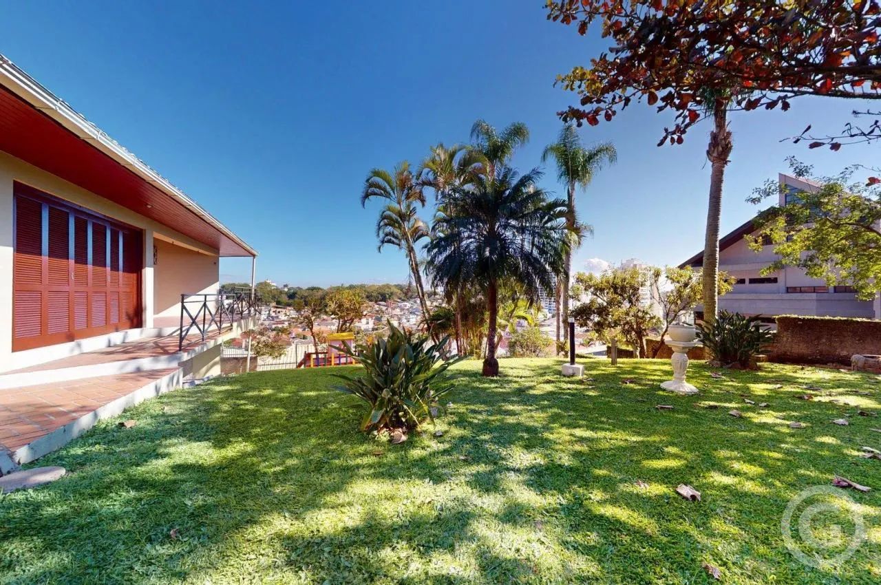Casa ampla com localização ideal em Florianópolis - Foto 3