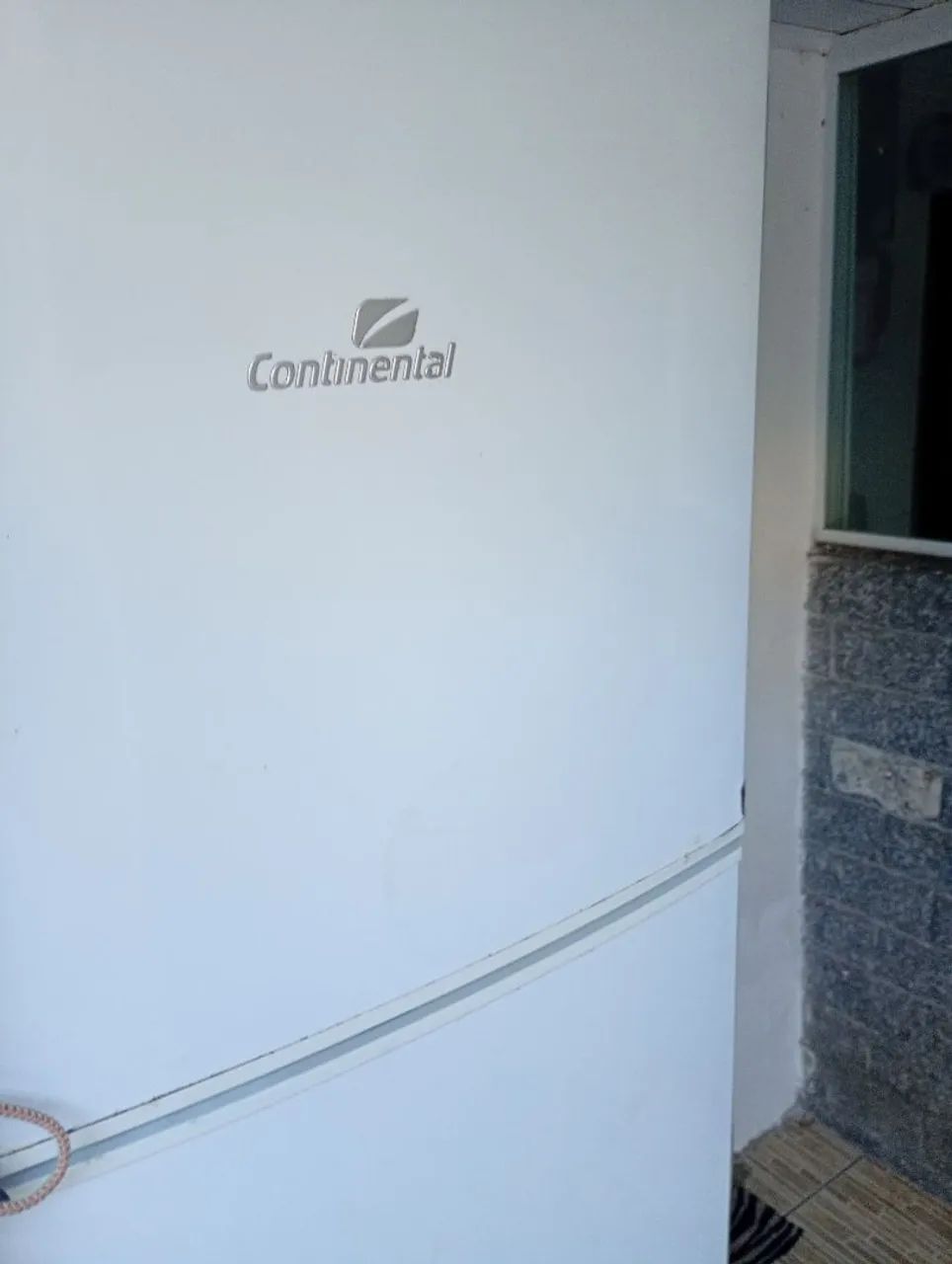 Geladeira com defeito 