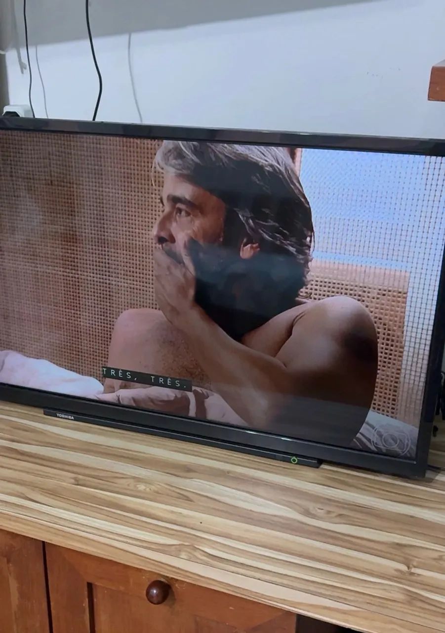 Televisão 32 Polegadas Com defeito  - Foto 2