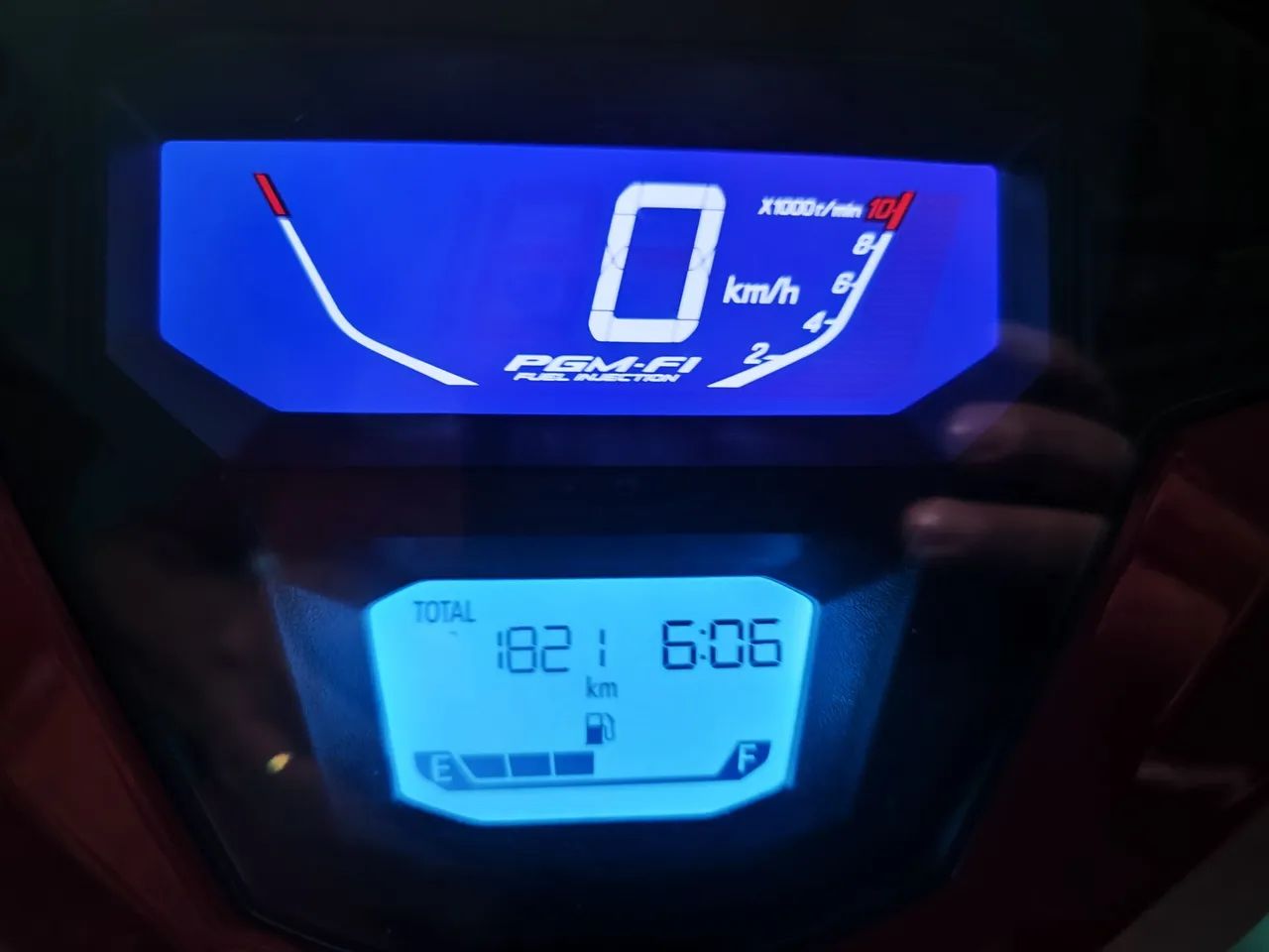 Vende - se Scooter 2025  