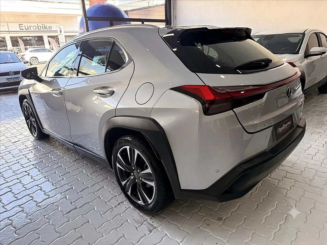 Lexus UX-250h Dynamic 2.0 16V Aut.(hybrid), foto 10 de 15