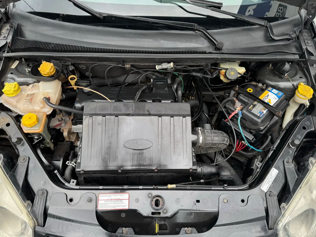 Ford Fiesta Sed. 1.6 8V Flex 4p, foto 13 de 14