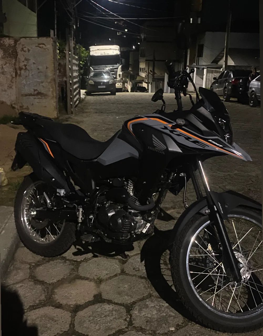 Vende-se moto