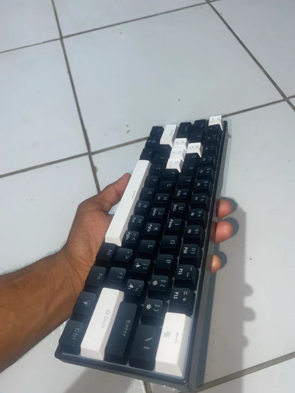 Teclado mecânico Tk61 