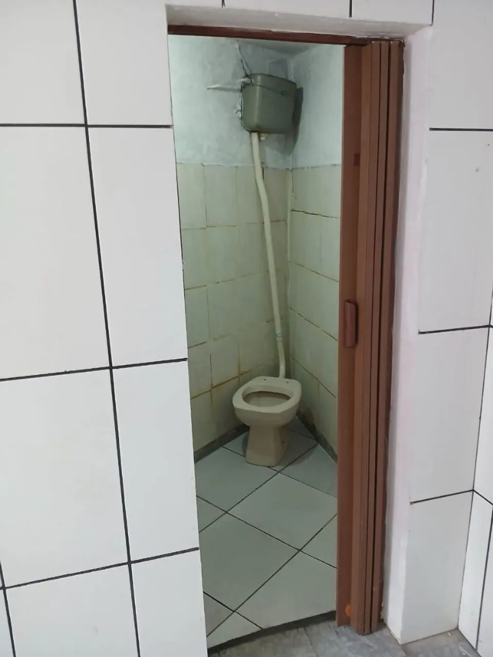 Aluga-se casa de 2 cômodos  - Foto 2