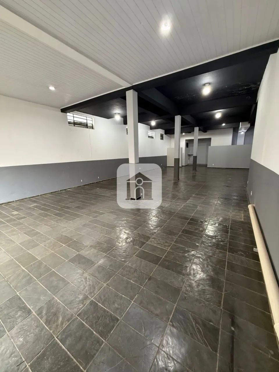 LOJA COMERCIAL EXCELENTE LOCALIZAÇÃO BAIRRO GOIAS - Foto 3