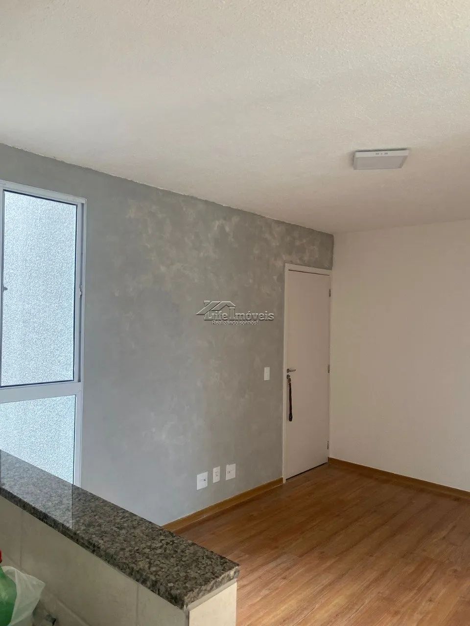 Vende e Aluga Apto 2 Qut Residencial Pq do Café