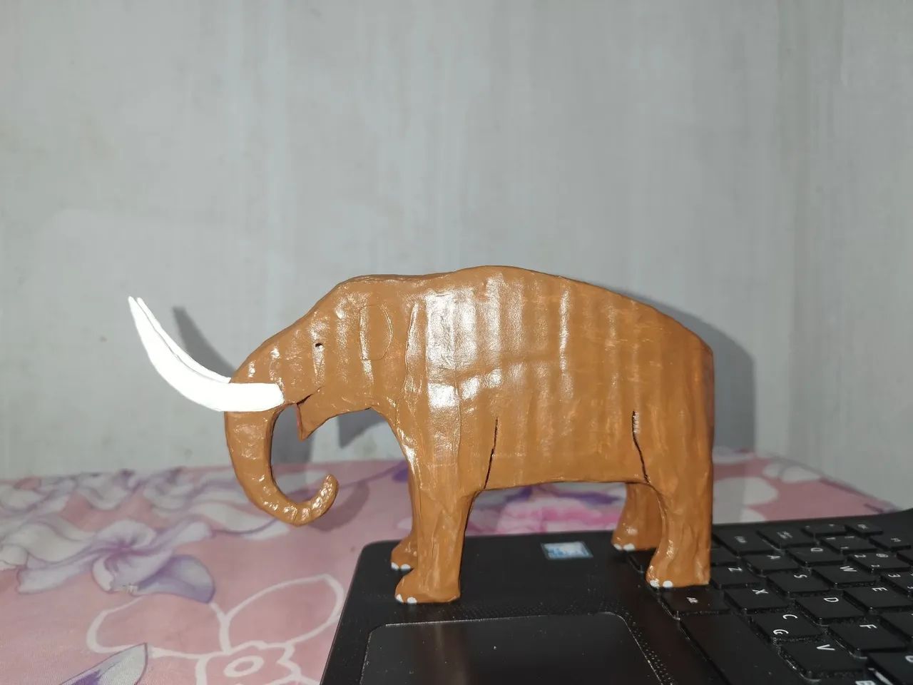 Mastodonte de papelão  - Foto 2