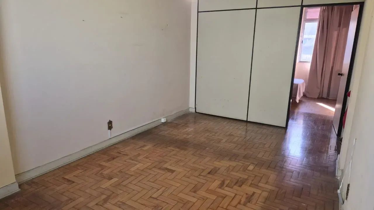 Apartamento a venda na Paraiso 9