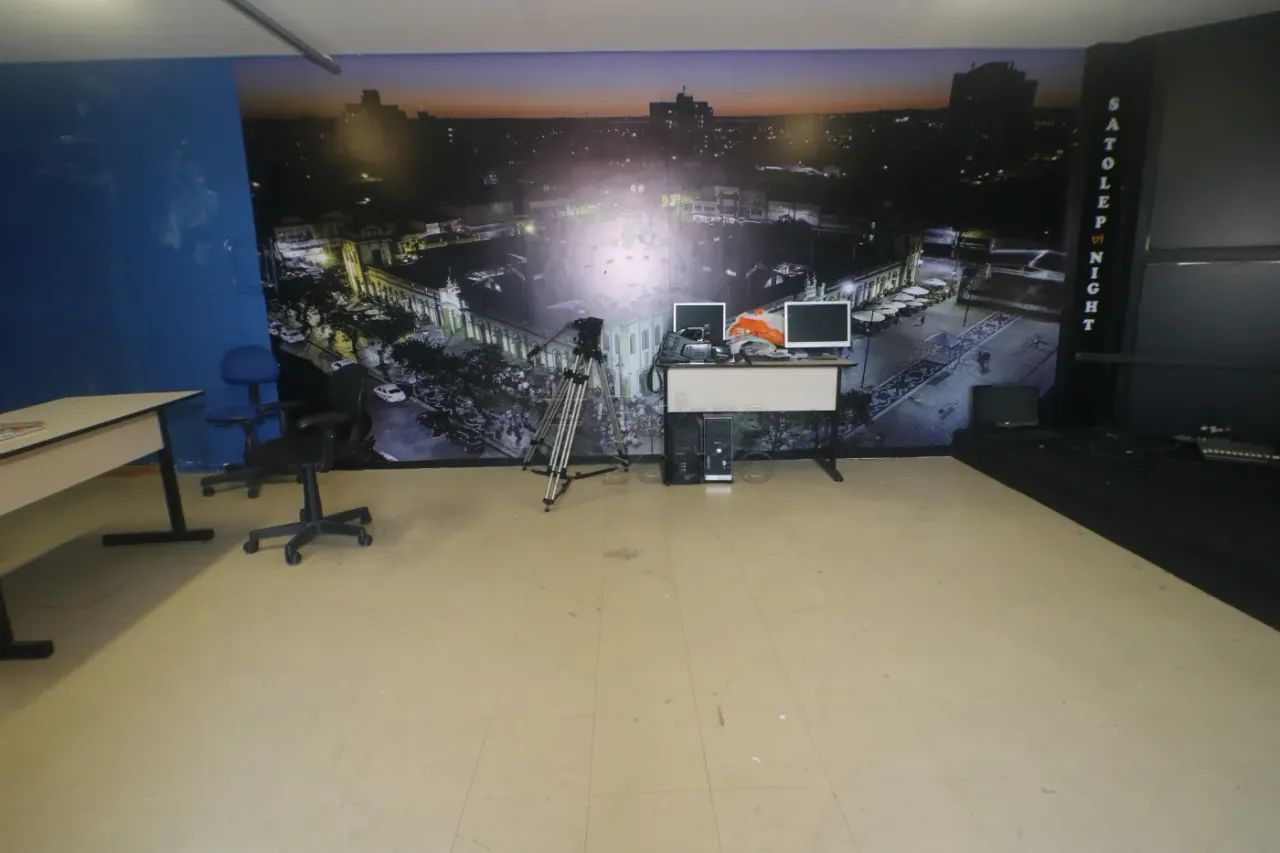 Sala Comercial no Centro Empresarial Albert Einstein - Localização Estratégica no Centro - Foto 3