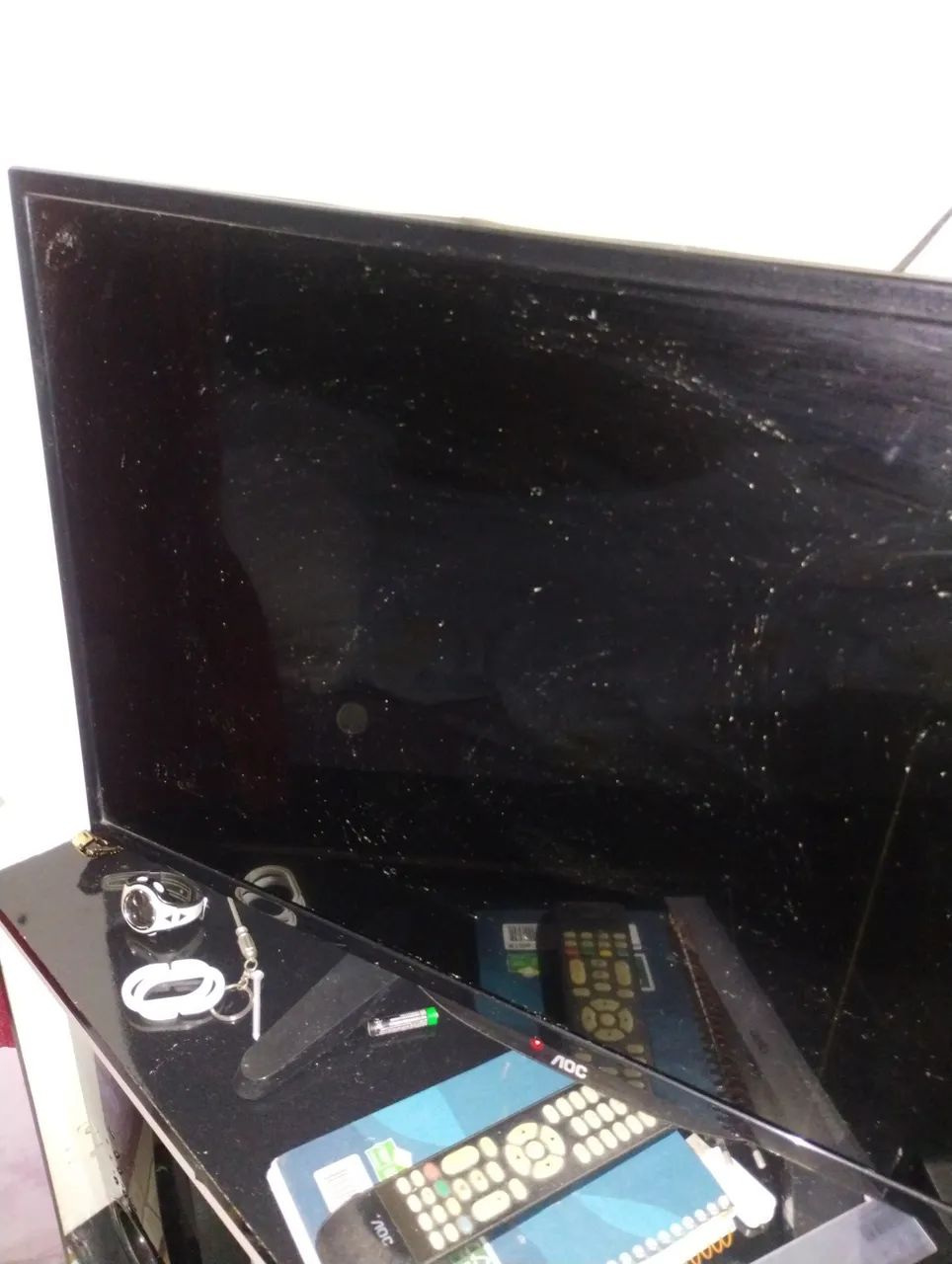 TV AOC 32 parou de gera imagem tela queimada serve para retirar peças  - Foto 2