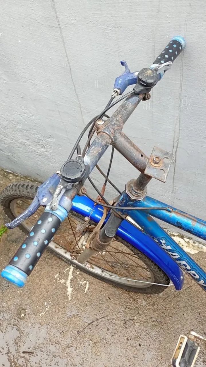 Bicicleta aro 26 com marcha. - Foto 3