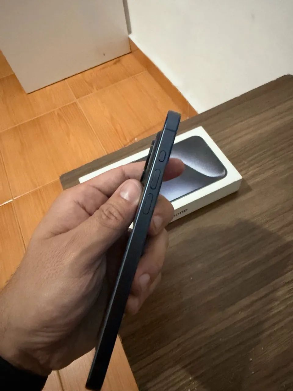 IPHONE 15 PRO MAX 256 GB 86% - Foto 4