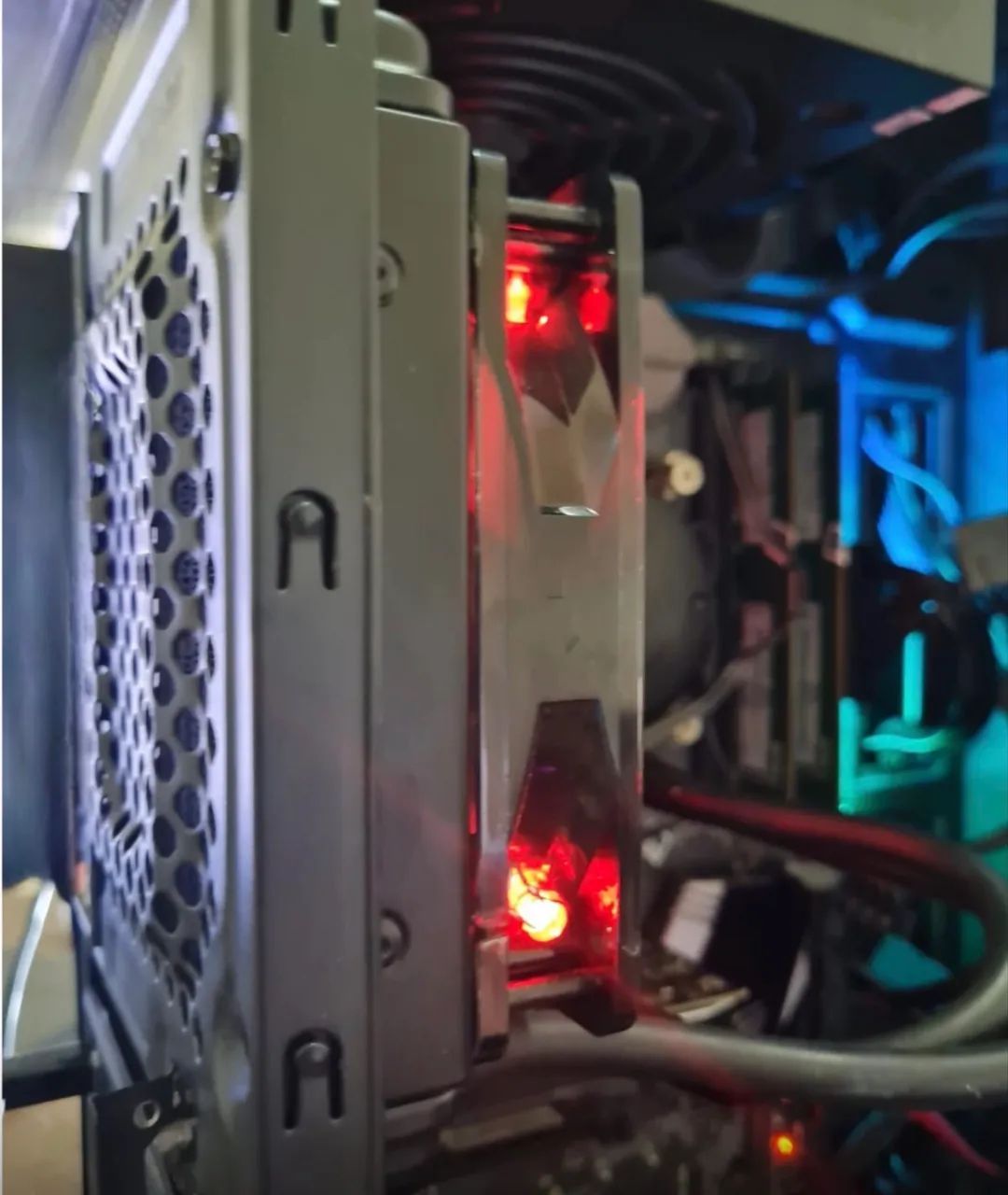 Computador I3 7100 8Gb ASUS gamer STRIX Nvidia p620 2Gb - Foto 4