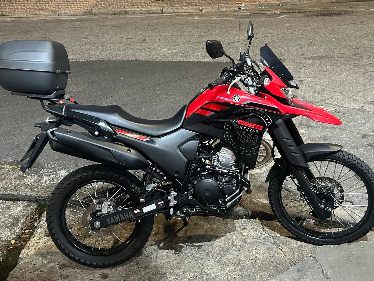 Lander 2024 único dono