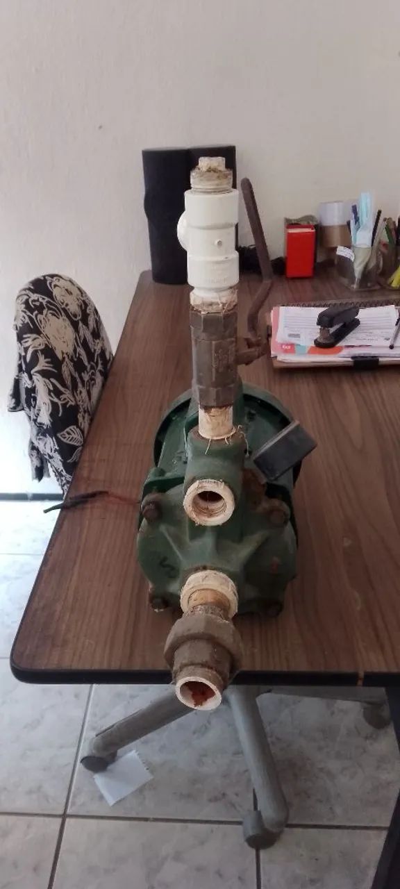 Vando bomba injetora, funcionando 100%,marca VOGES. - Foto 4