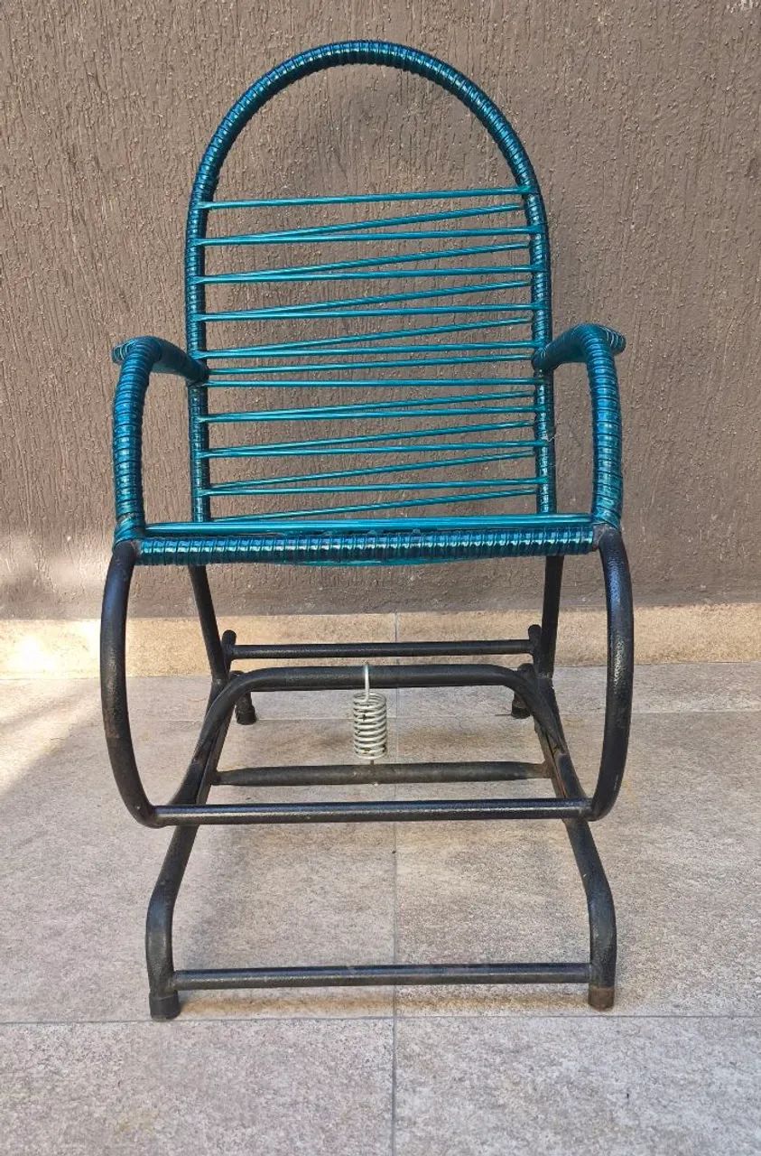 Cadeira de balanço infantil 