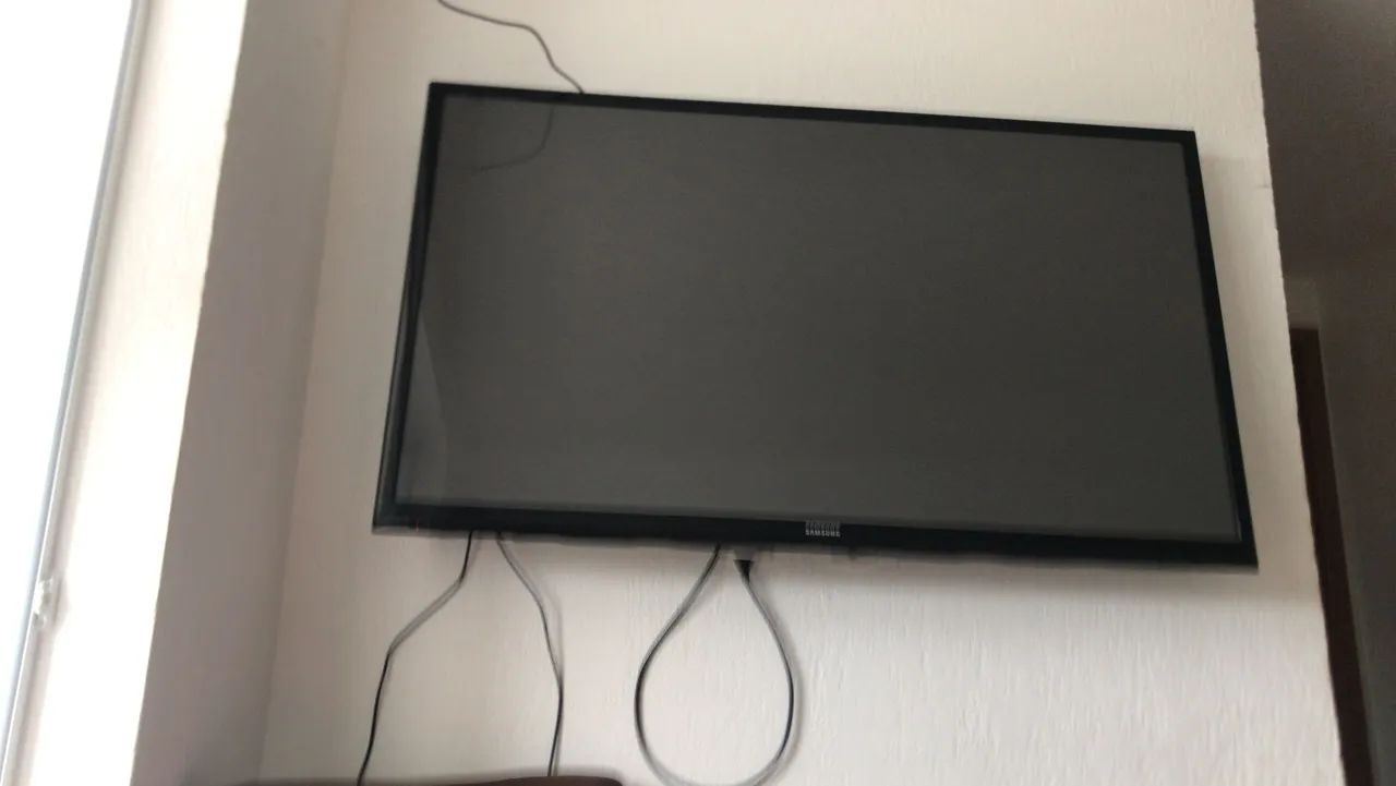 Em perfeito funcionamento, não é smart mais aceita tvbox - Foto 3