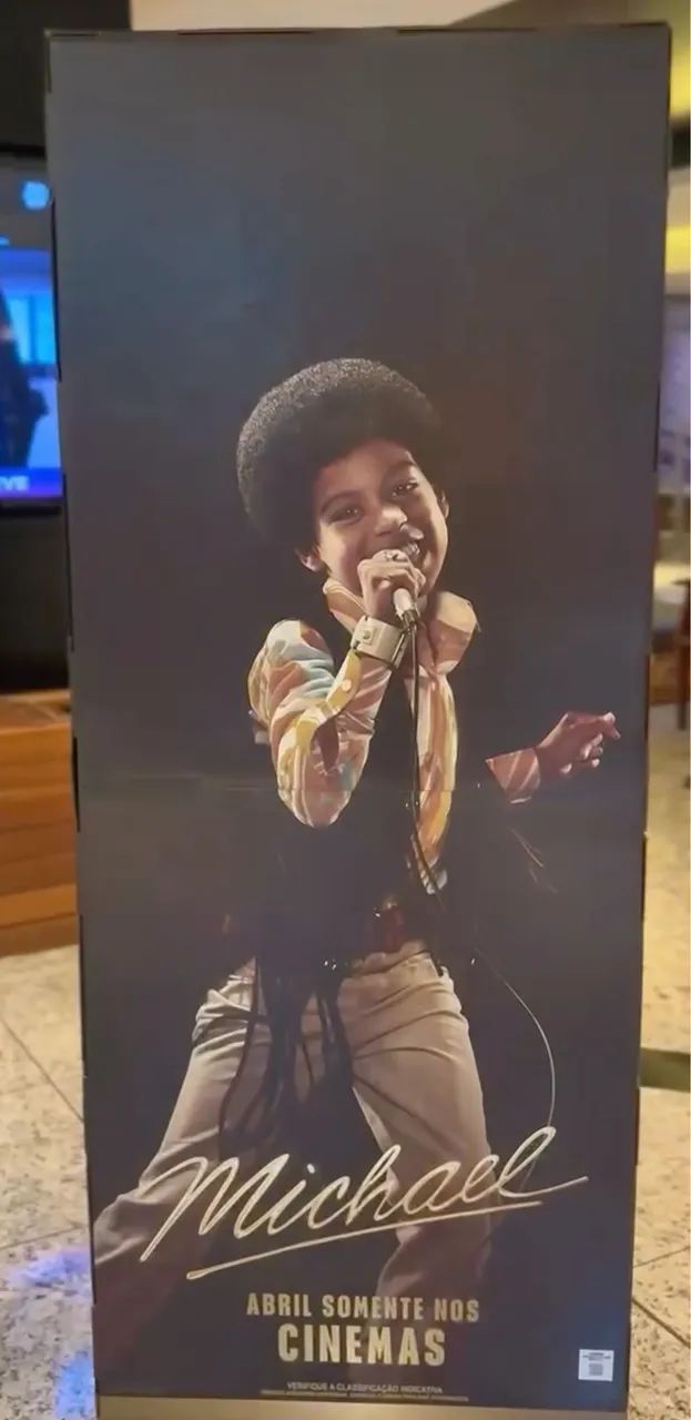 Display de Cinema Oficial Do Filme Michael - Foto 2