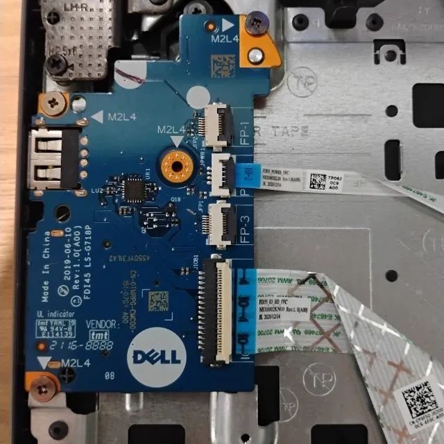 Notebook Dell Inspiron 3201 P90F com defeito - Foto 3