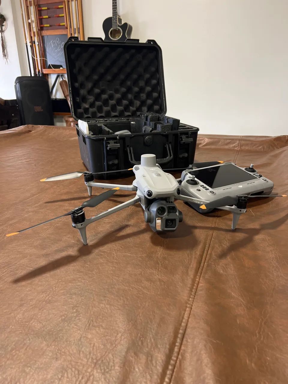 Drone DJI Matrice 4E ENTERPRISE Multissensor com RTK + RC Plus 2 - Foto 2