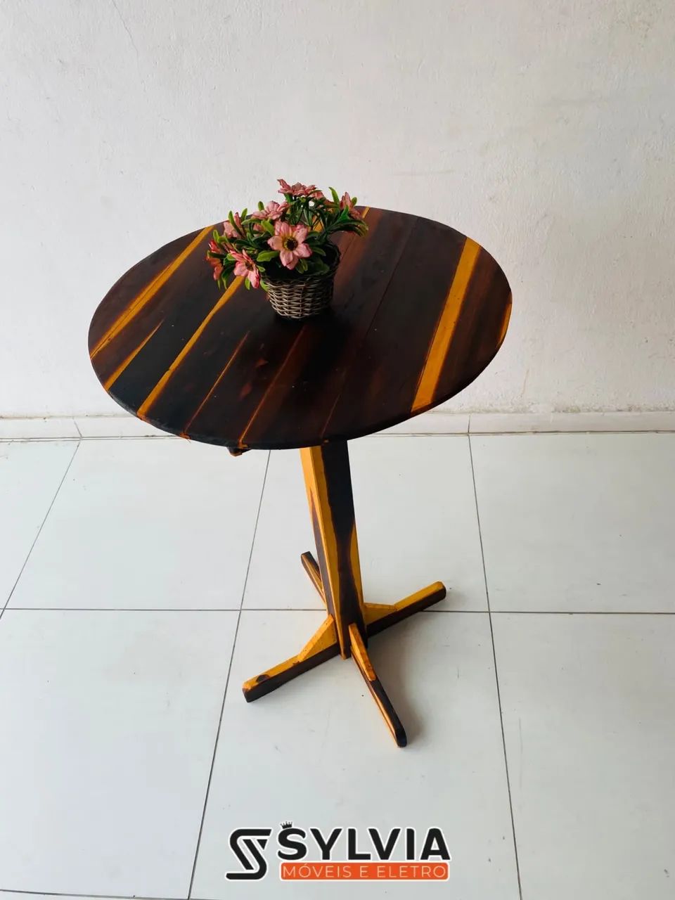 Mesa bistrô fixa envernizada  - Foto 5