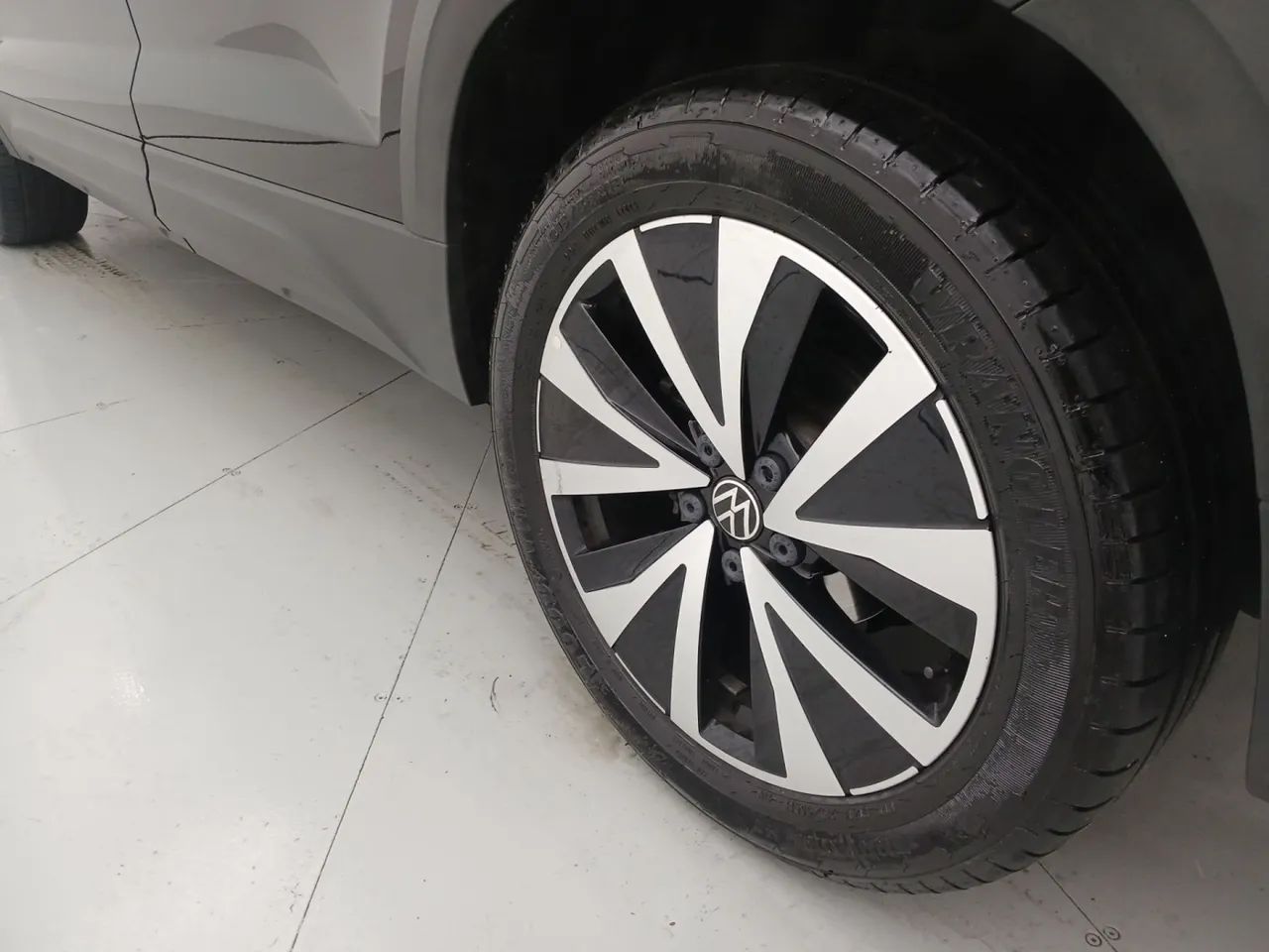 Volkswagen Taos Highline 1.4 250 TSI Flex Aut., foto 12 de 18