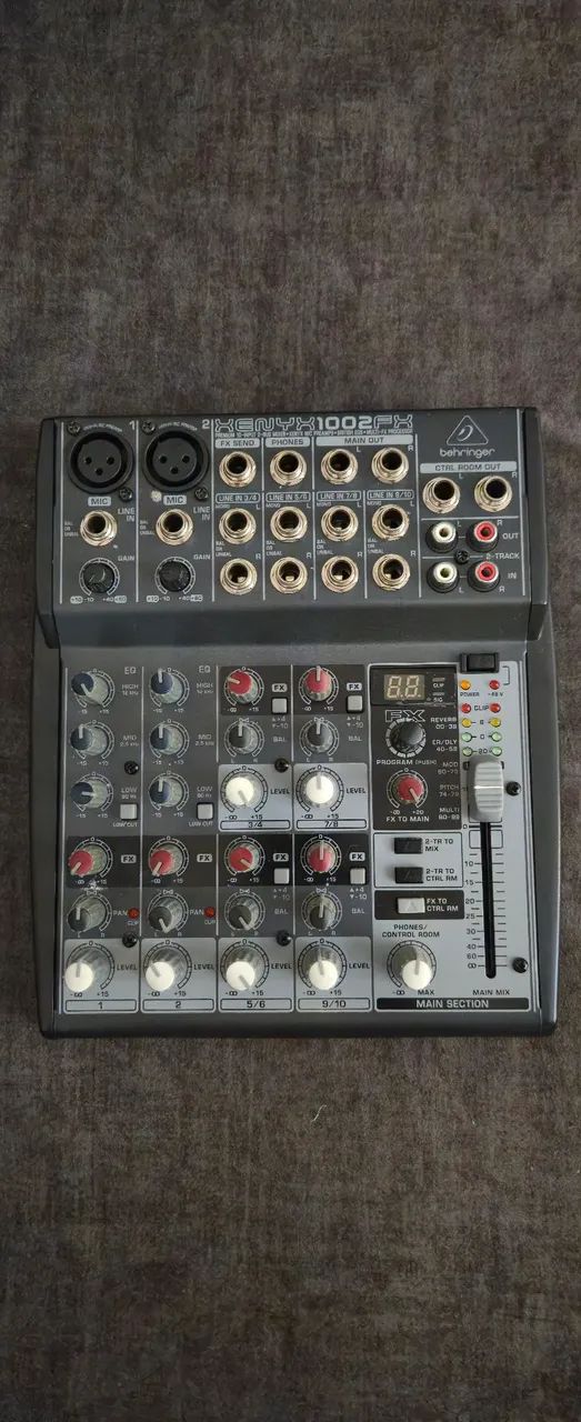 Mesa de som Behringer 1002 Fx - Foto 2