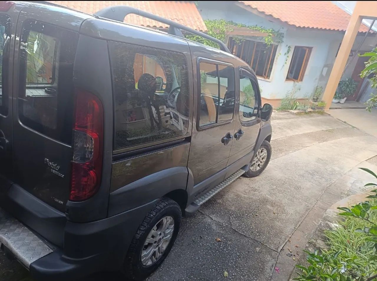 Fiat Doblo Adv. Xingu Locker 1.8 Flex 16V 5P 2013 - Foto 3