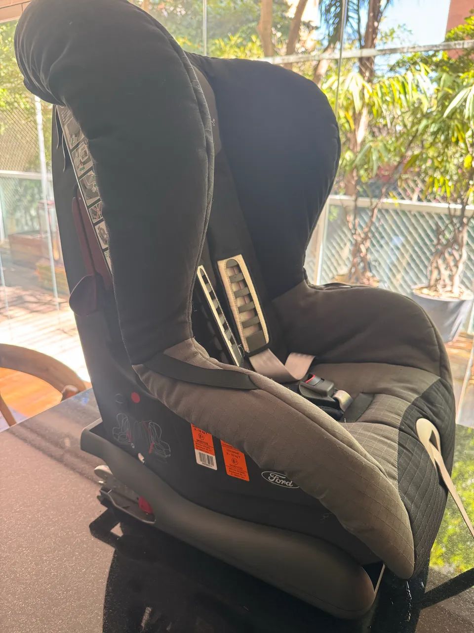 Cadeirinha infantil BRITAX / FORD para carro com isofix - Foto 2