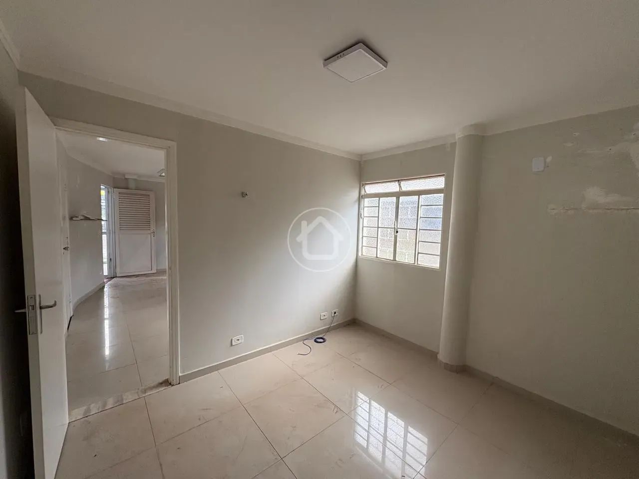 IMÓVEL COMERCIAL NO CENTRO - SALAS/CONSULTÓRIOS - Foto 4
