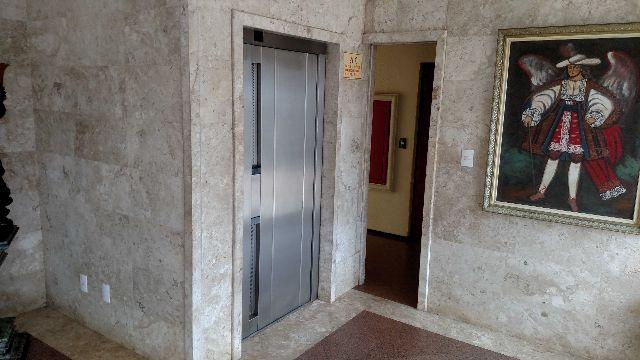 Apartamento Edificio Villa Lobos, no Calhau, 1 por andar, 323 m2 - Foto 5