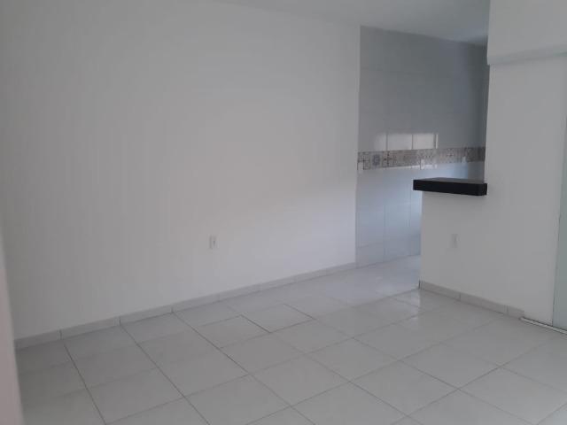 Linda casa 3 quartos 2 banheiros fino acabamento com documentação inclusa - Foto 5