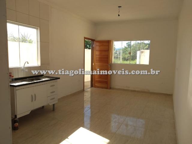 Casa Nova || 02 Dormitórios || Suíte || Golfinhos || 170 Mil - Foto 3