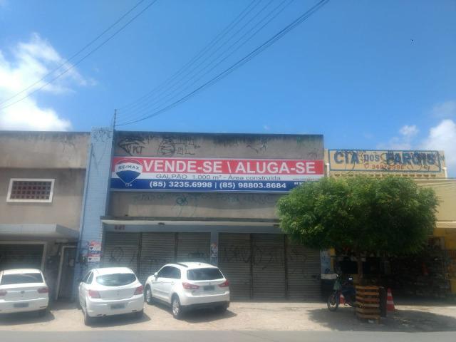 Vendo Galpão no Montese, Medindo 19 x 40, na Av. Gomes de matos - Foto 2