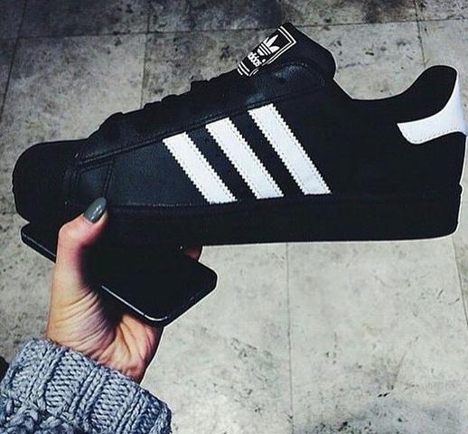 Tênis Adidas Super Star R$89,90 - Foto 6