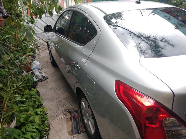 Versa SL 2013 impecável