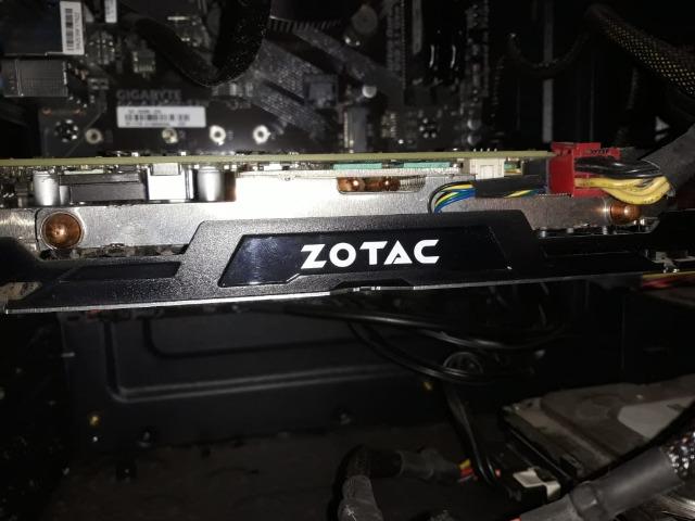 GTX 1060 6Gb Zotac AMP!+ - Foto 2