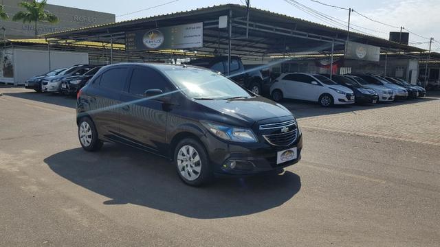 Onix 1.4 LT Flex - 2013