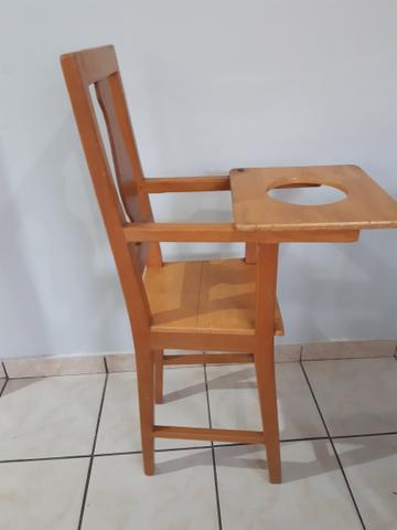 Cadeirinha em madeira para papinha - Foto 2