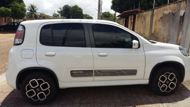 Fiat Uno Sporting 1.4 Flex 8v 5p 2016 - Foto 4
