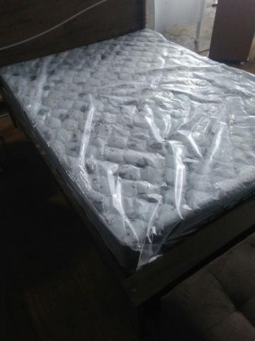 Colchão De Casal Espuma D33 Novo - Foto 2