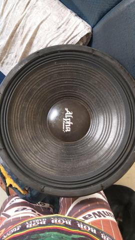 Vendo alto falante de 18 da alpha 400$ reais