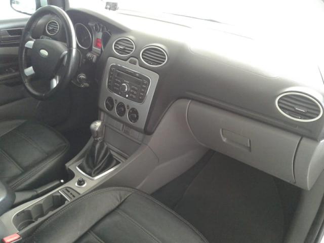 FORD FOCUS 1.6 FLEX FC - Foto 9