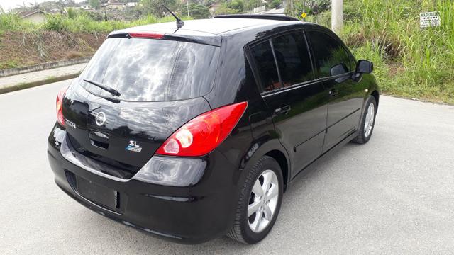 Tiida automático com teto solar 2011 - Foto 7