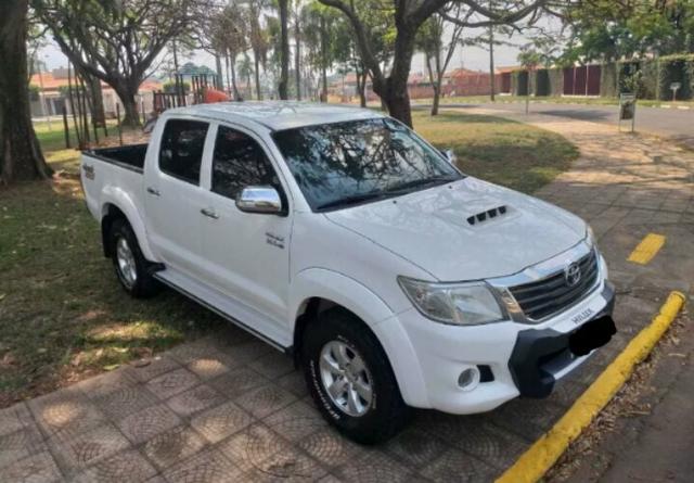 Hilux 3.0 Srv 4x4 Aut PARCELO - Foto 2