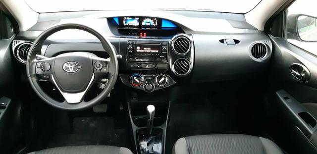 Toyota Etios X Plus 1.5 sedan - Foto 15