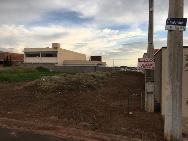 Terreno Jardim Canadá (Misto) 330m2