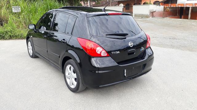 Tiida automático com teto solar 2011 - Foto 9