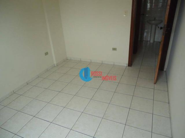 Apartamento com 2 dormitórios(vssta livre) e sacada na Guilhermina perto do Extra e Carref - Foto 18